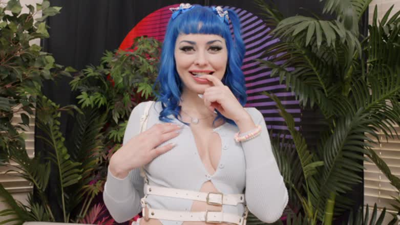 Episode 365 - Jewelz Blu